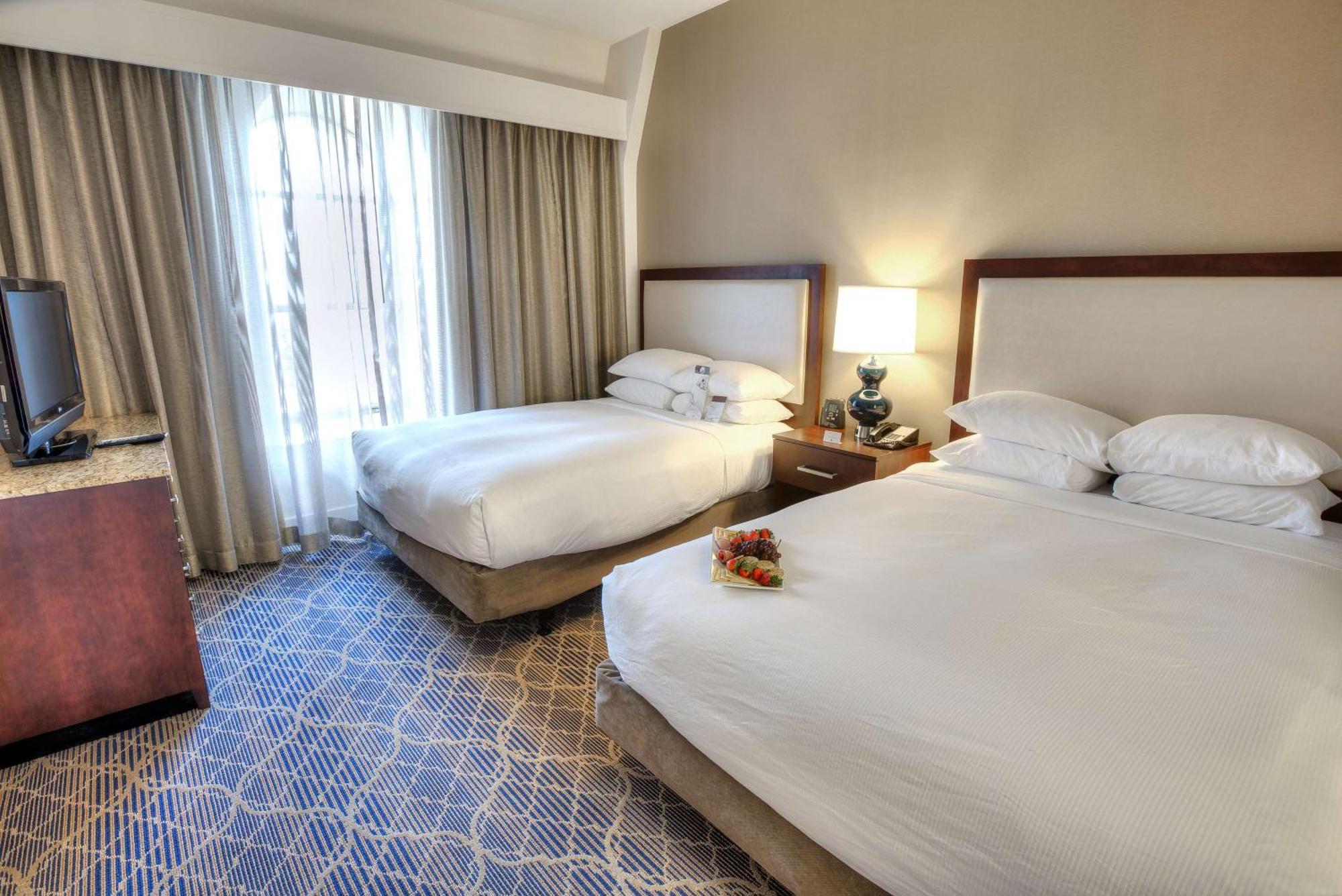 סמירנה Doubletree Suites By Hilton At The Battery Atlanta מראה חיצוני תמונה