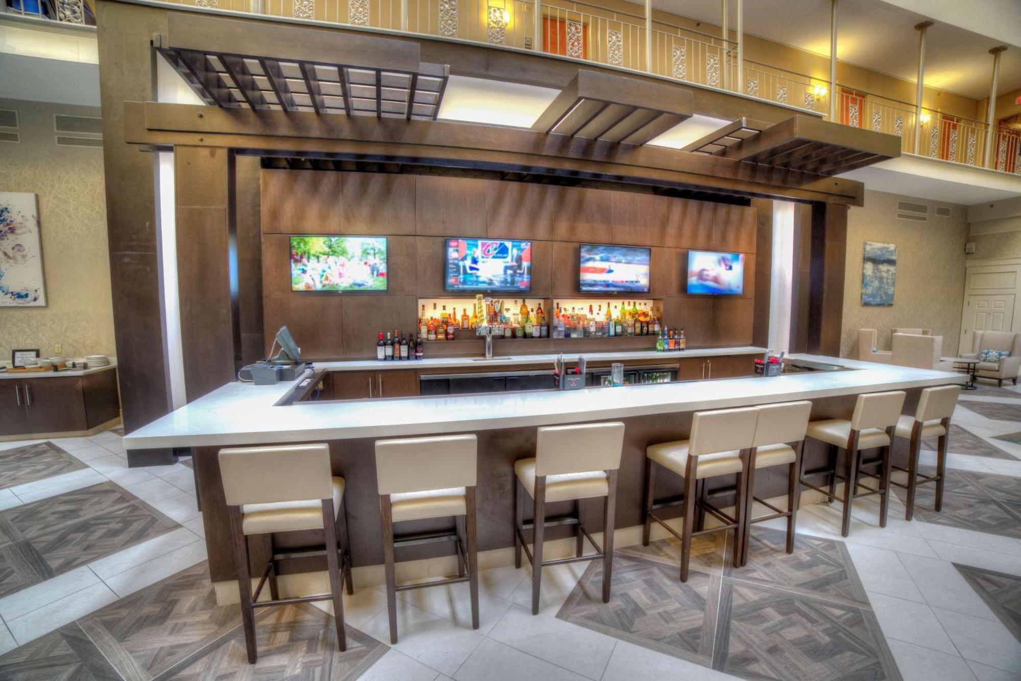 סמירנה Doubletree Suites By Hilton At The Battery Atlanta מראה חיצוני תמונה